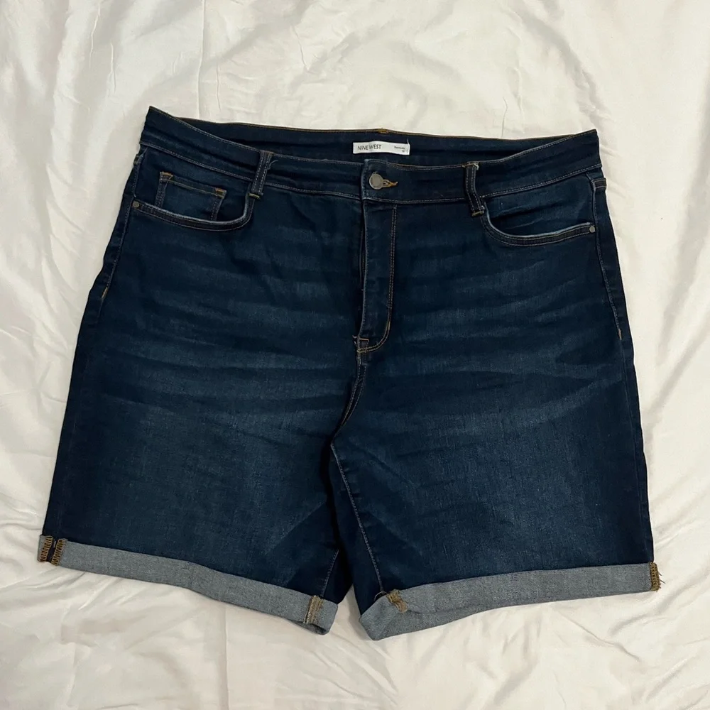 Ana, Ninewest, and Grace Vanderbilt Women’s Jean Shorts Lot Size- 18 - Picture 6 of 10